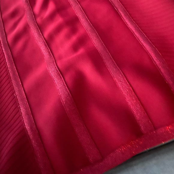 Sexy Flattering Stretchy Bandage V Neck Bodycon Dress - Burgundy - Picture 9 of 13